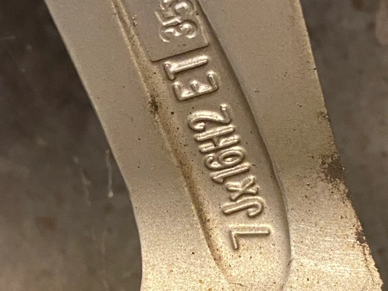 Billede 2 - Vinterhjul passer til bl.a. golf