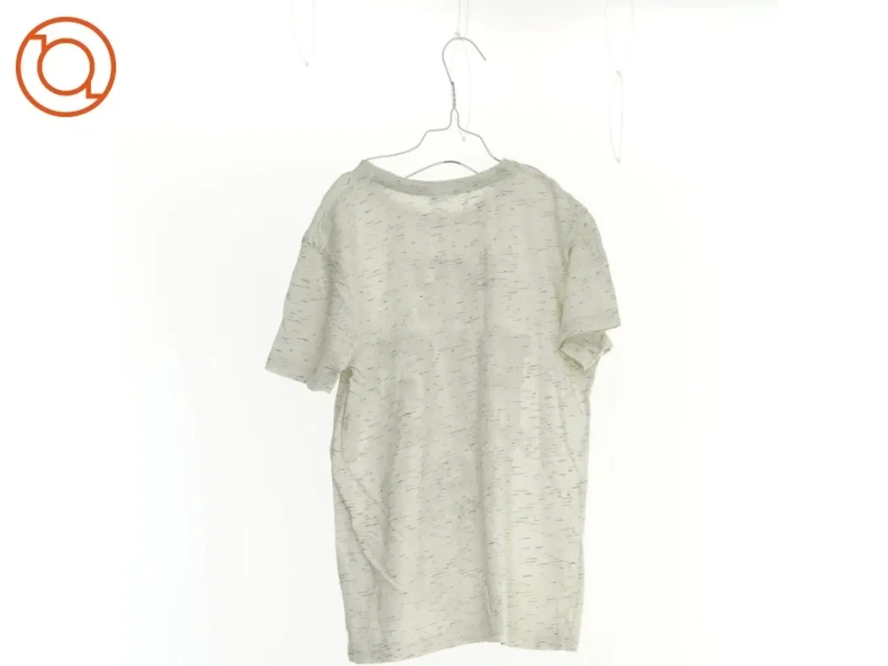 Billede 2 - T-Shirt (str. 146 cm)