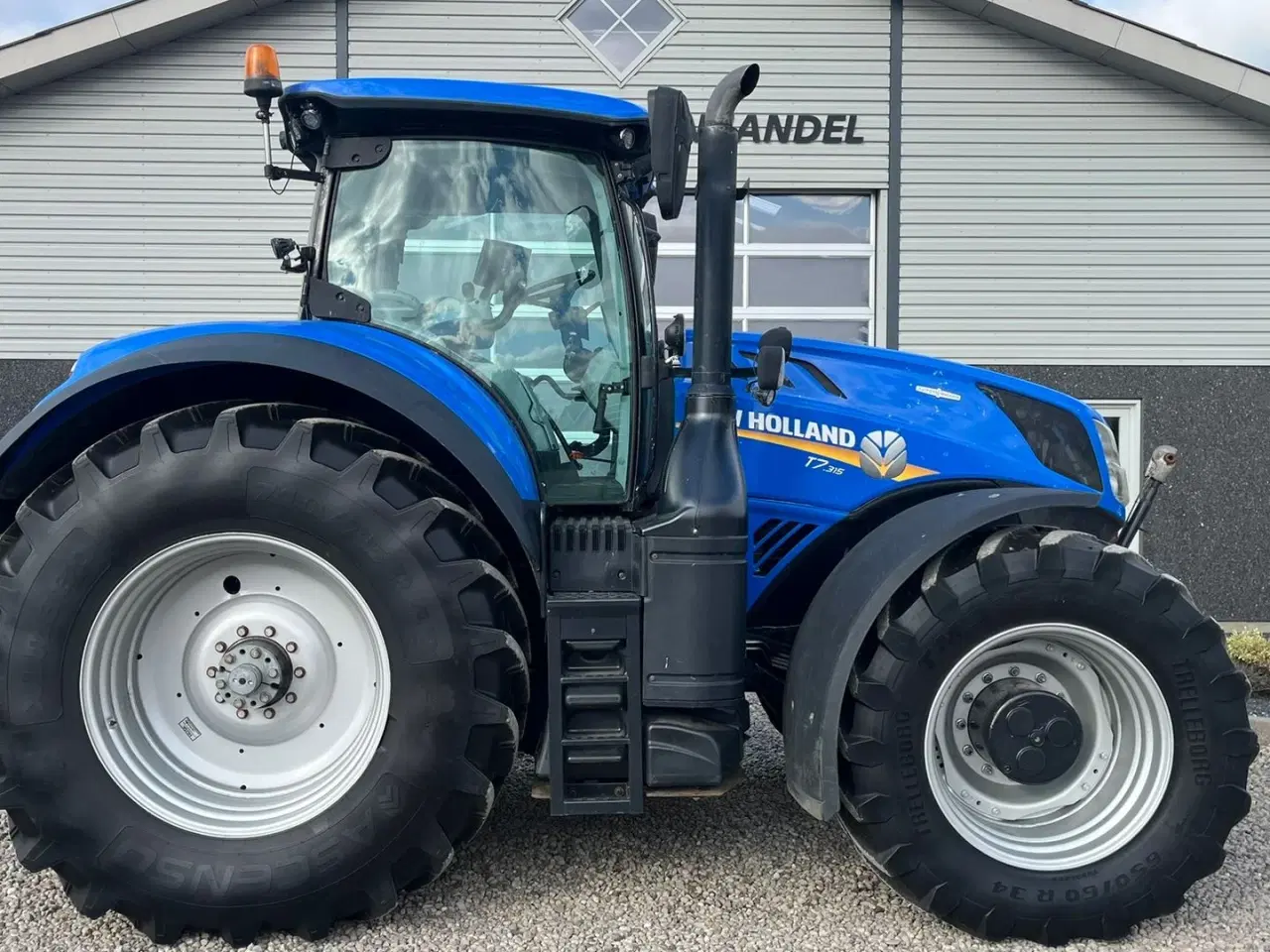Billede 9 - New Holland T7.315 HD med frontlift og front PTO.