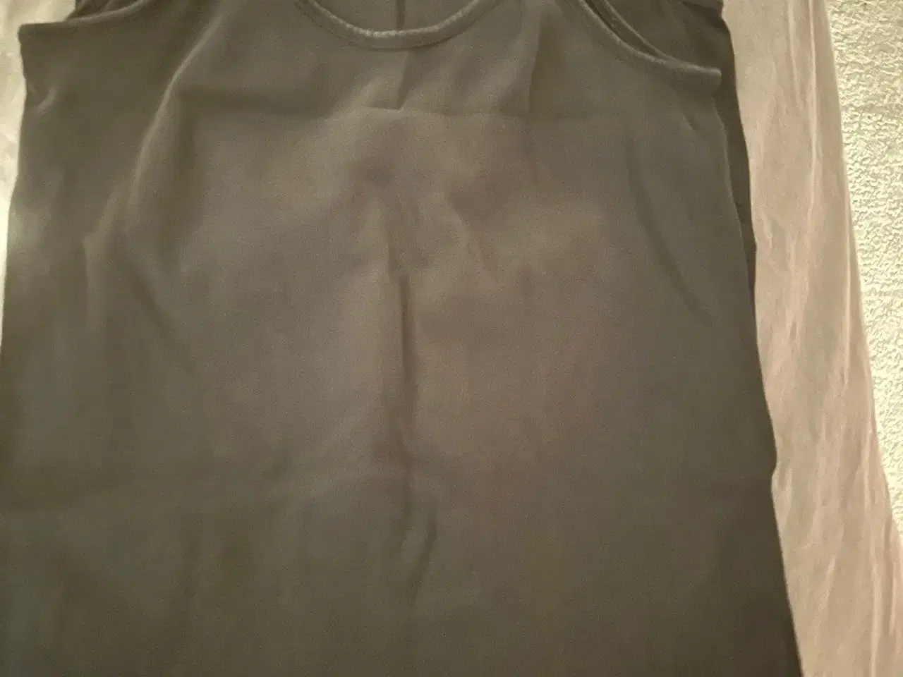 Billede 2 - Toppe str L