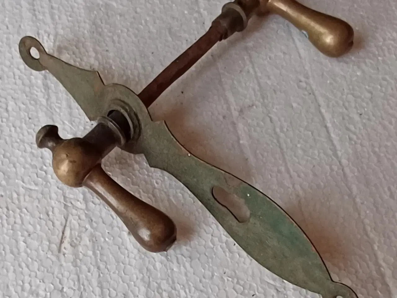 Billede 1 - Messingdørgreb, antikt.