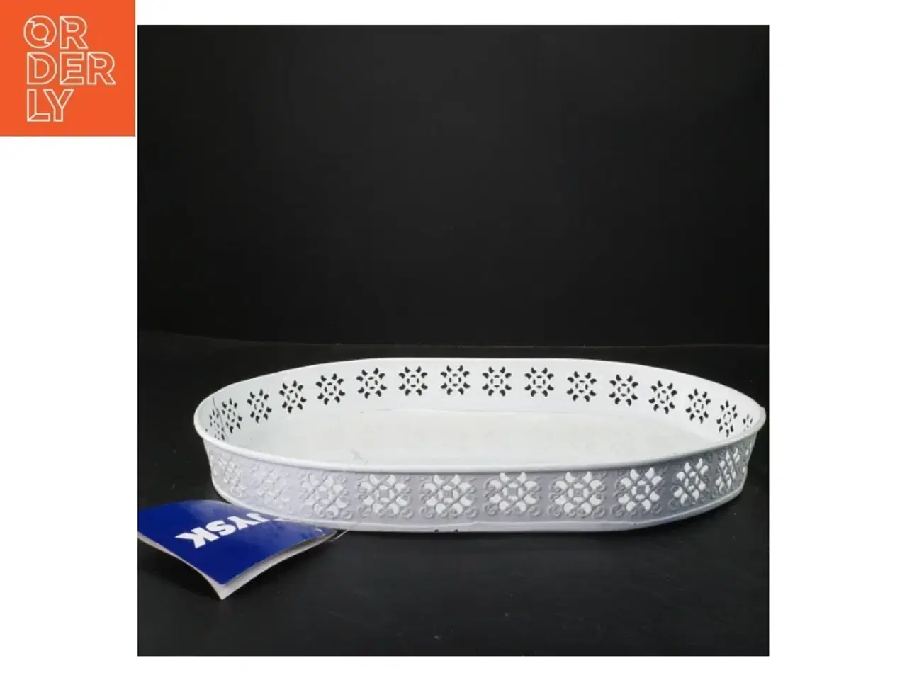 Billede 1 - Hvid metalbakke fra Jysk (str. 37x26x4 cm) (DVD)