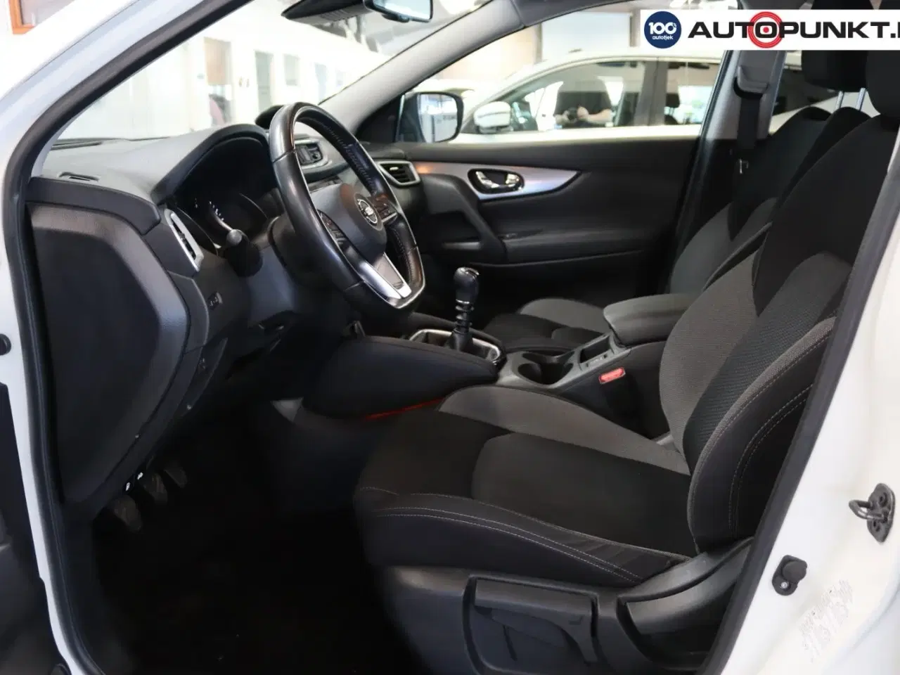 Billede 4 - Nissan Qashqai 1,3 Dig-T 140 N-Connecta