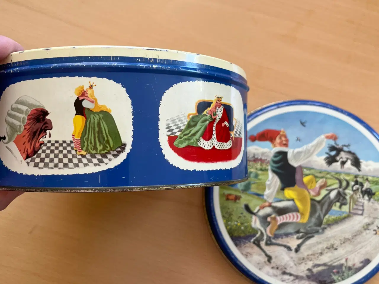 Billede 3 - Reto dåse med H.C.Andersen eventyr 