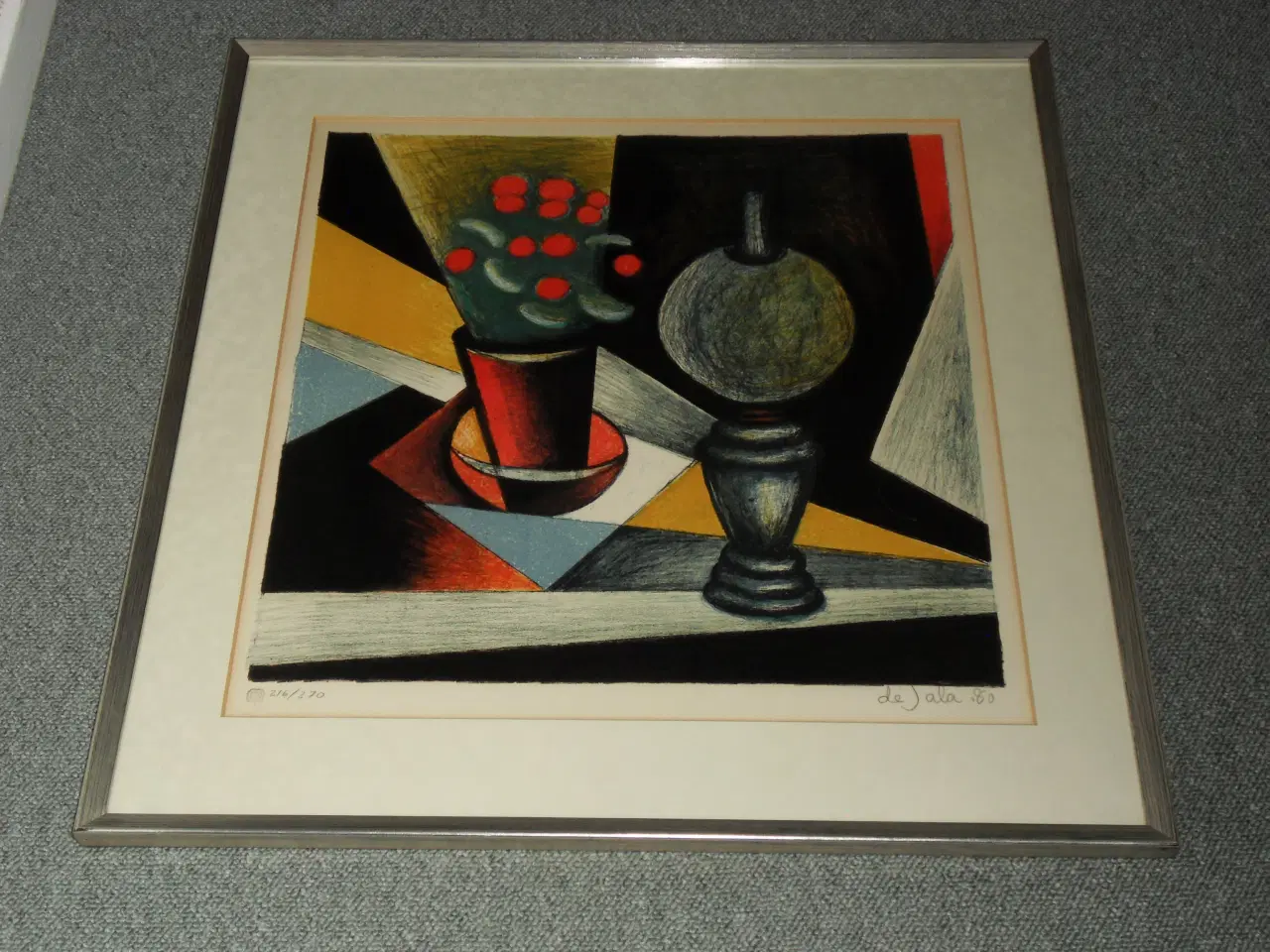 Billede 1 - Tryk.  Eugene de Sala. Opstilling med lampe + blom