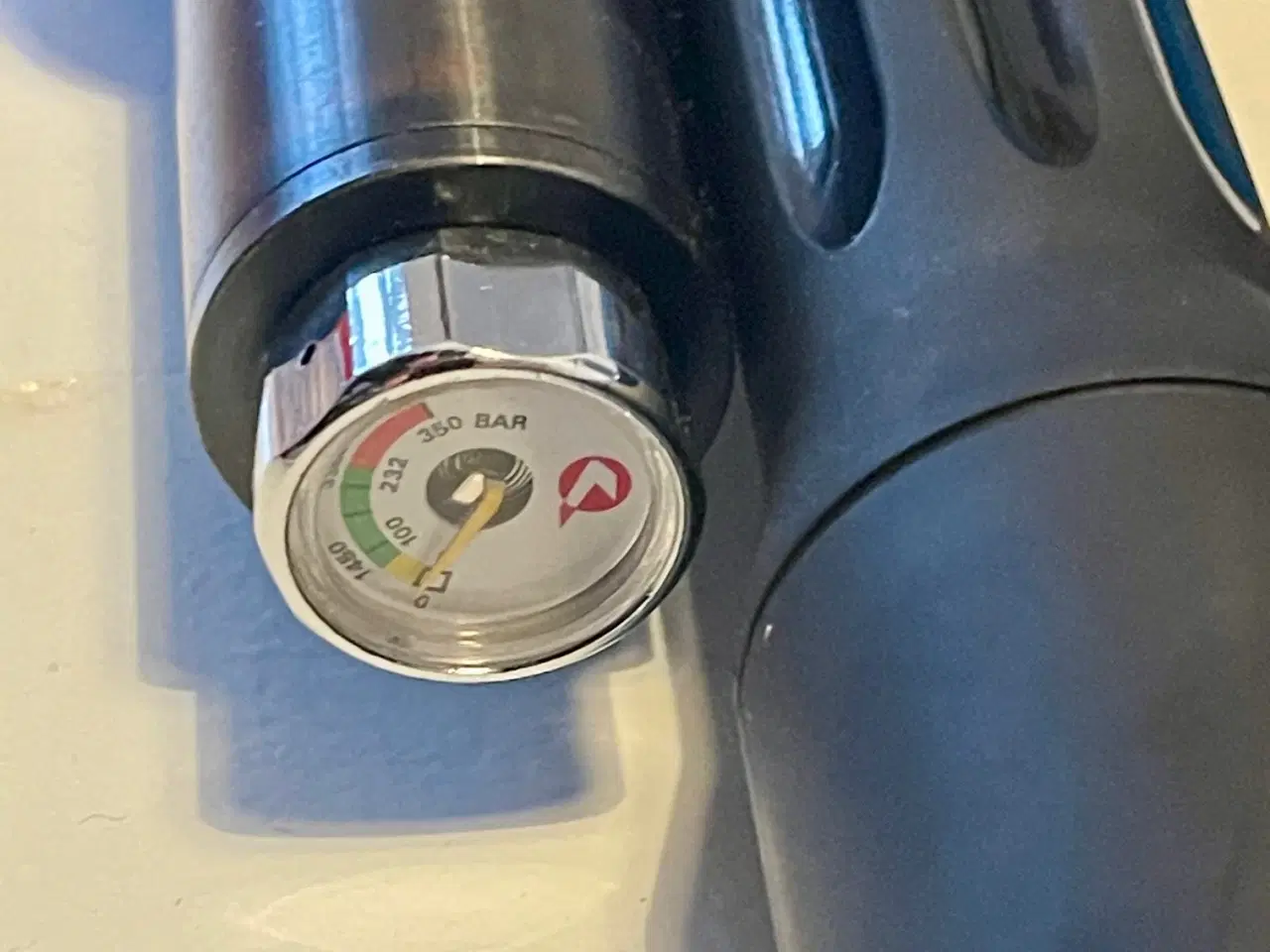 Billede 4 - Gamo Riser Punisher Combo PCP-luftgevær - 4,5mm