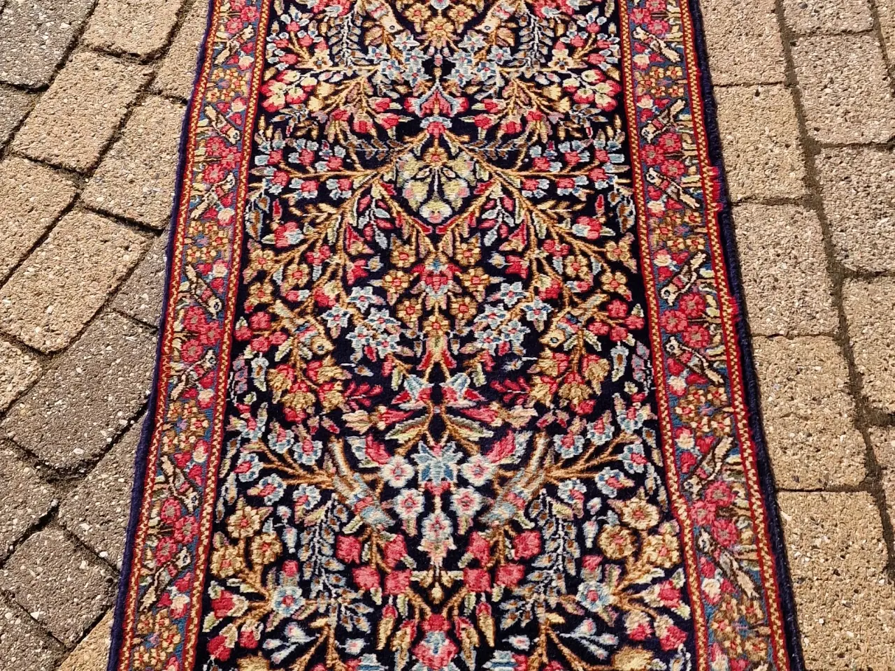 Billede 1 - Smuk farverig Ghom løber.