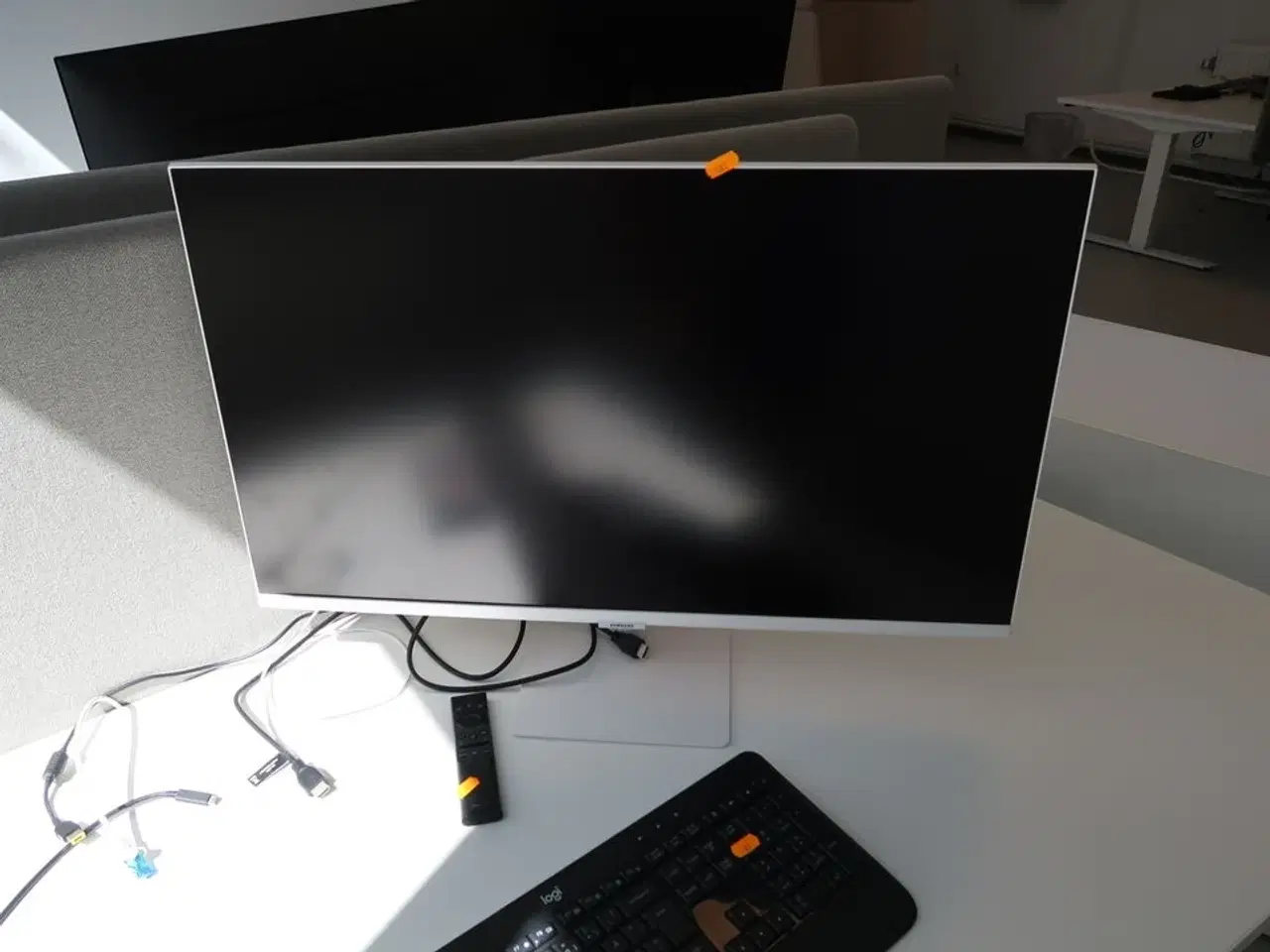 Billede 3 - Computerskærm SAMSUNG S32AM501NU med dockingstation og tastatur