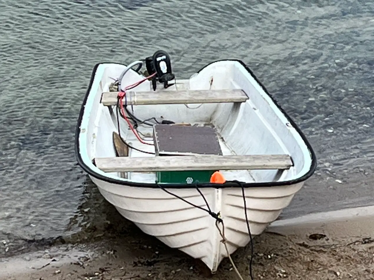 Billede 5 - Rydsjolle 14 fod m. el-påhængsmotor 24V 160 lbs