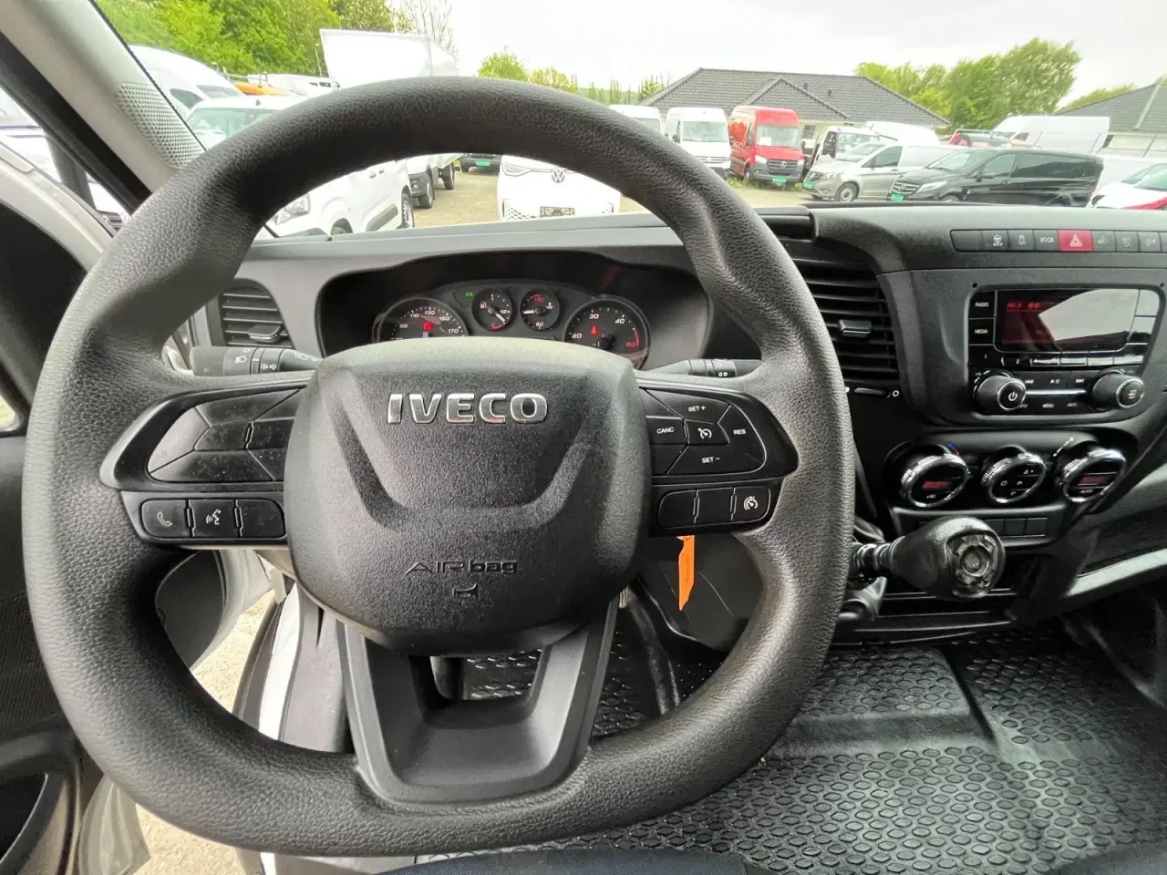 Billede 16 - Iveco Daily 3,0 35S18 Ladvogn m/tip