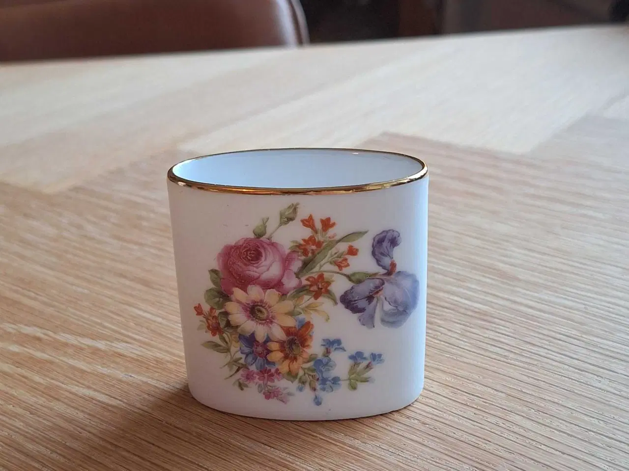 Billede 2 - Porcelæns tandstikholder 