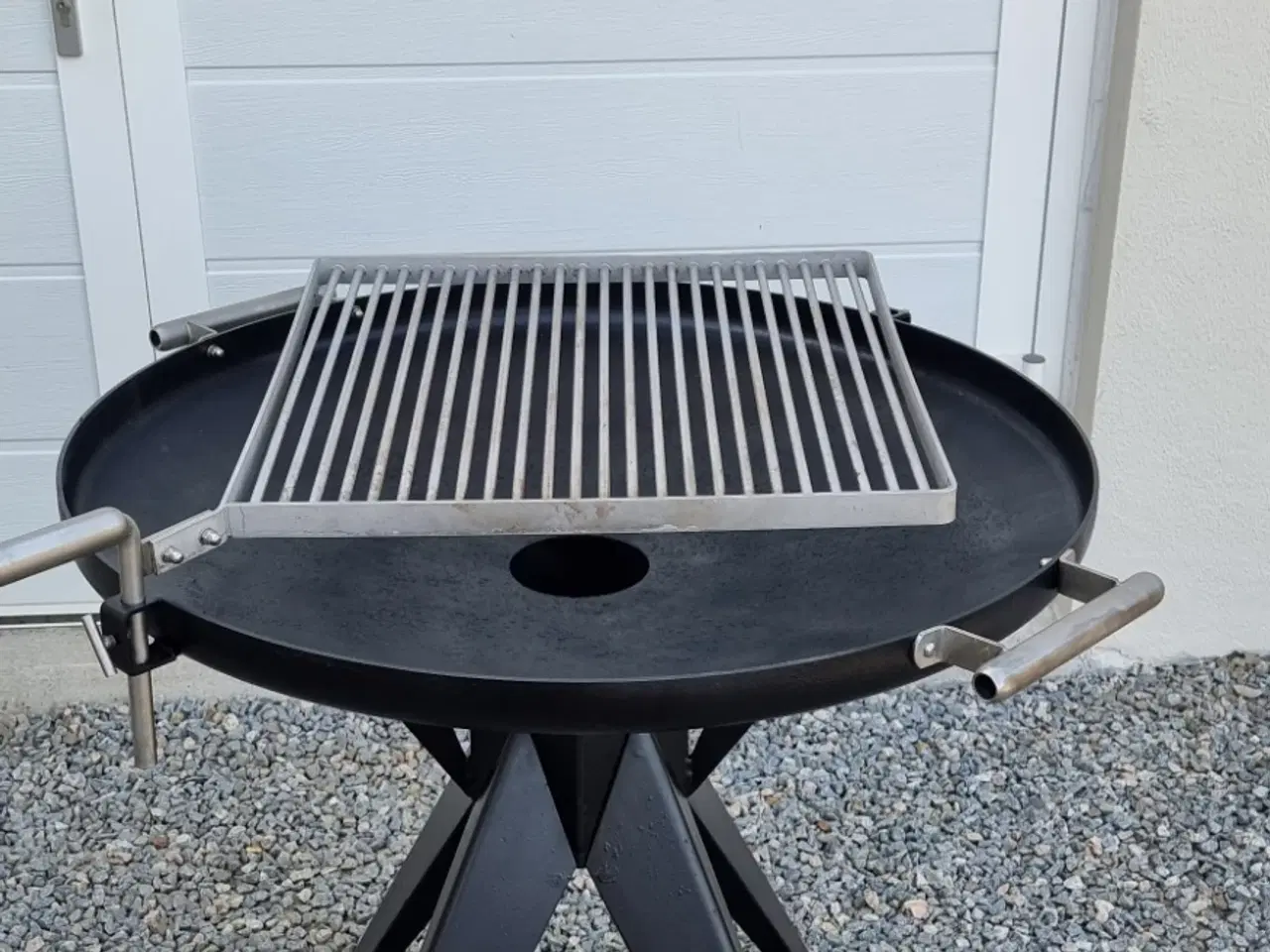 Billede 1 - Bålgrill med rist og sideplader