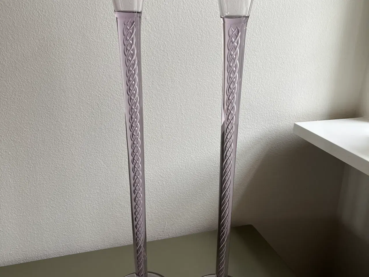 Billede 1 - Snapseglas med indvendig snoning. 