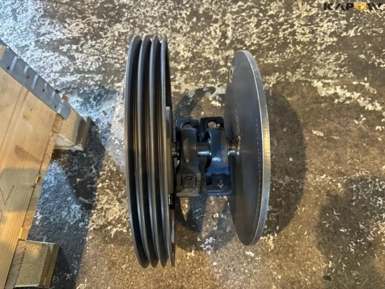 Billede 11 - - - - Elmotor og remskiver