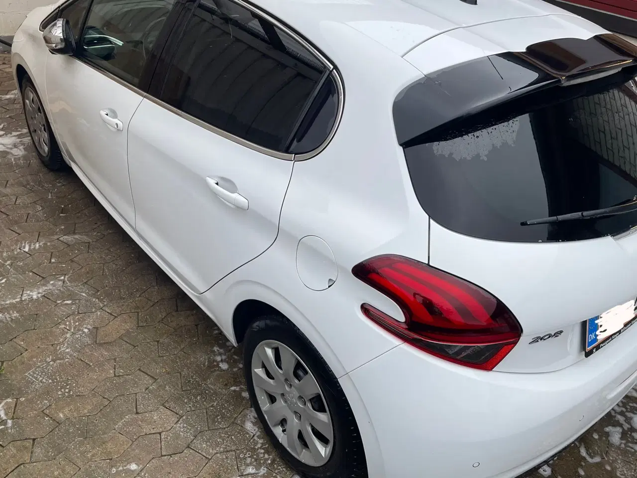 Billede 3 - Peugeot 208 1,6 HDI - Desire 100 HK