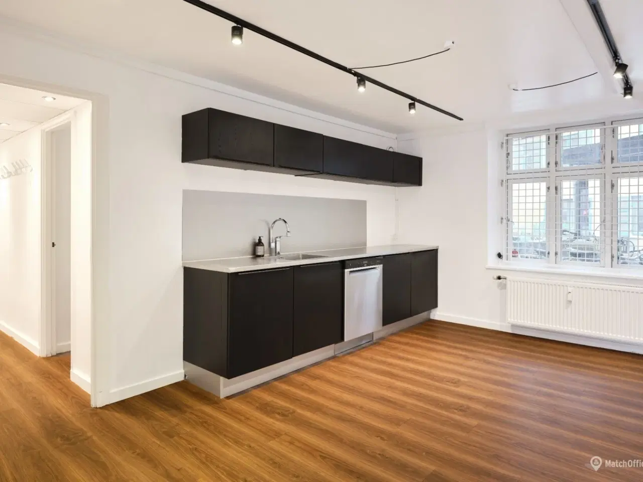 Billede 3 - Central beliggenhed på Strandvejen