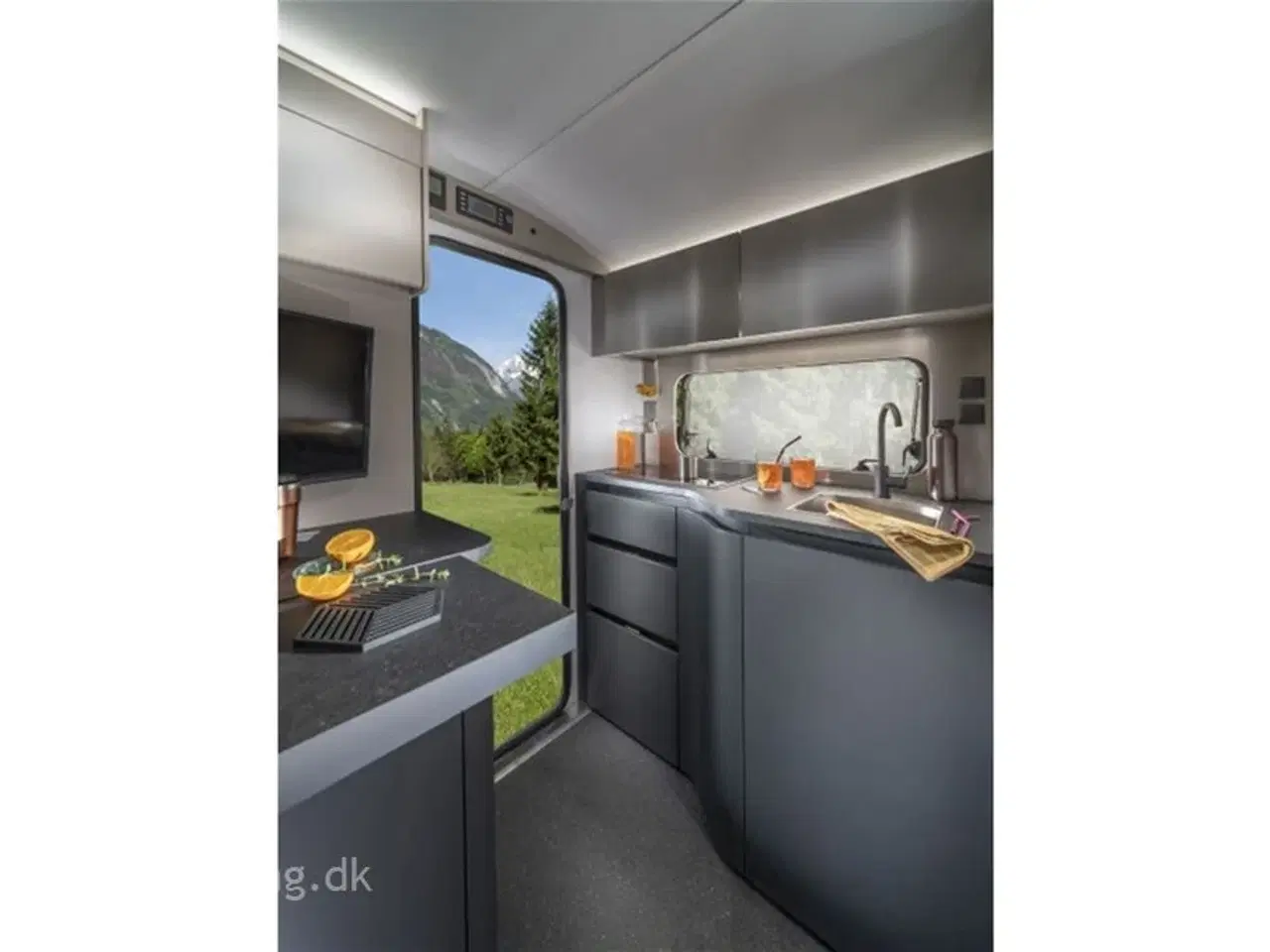 Billede 12 - 2026 - Adria Action 391 LH Sport   2026 Nyhed - Action 391 LH SPORTS - 1500 kg Aksel og TV-arm