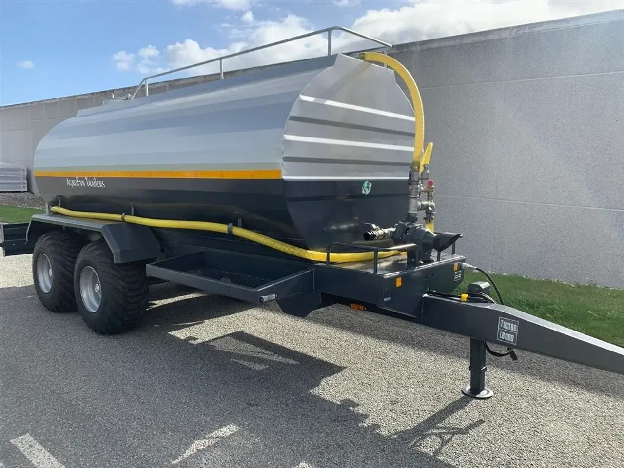 Billede 18 - Agrofyn 8000 liter vandvogn