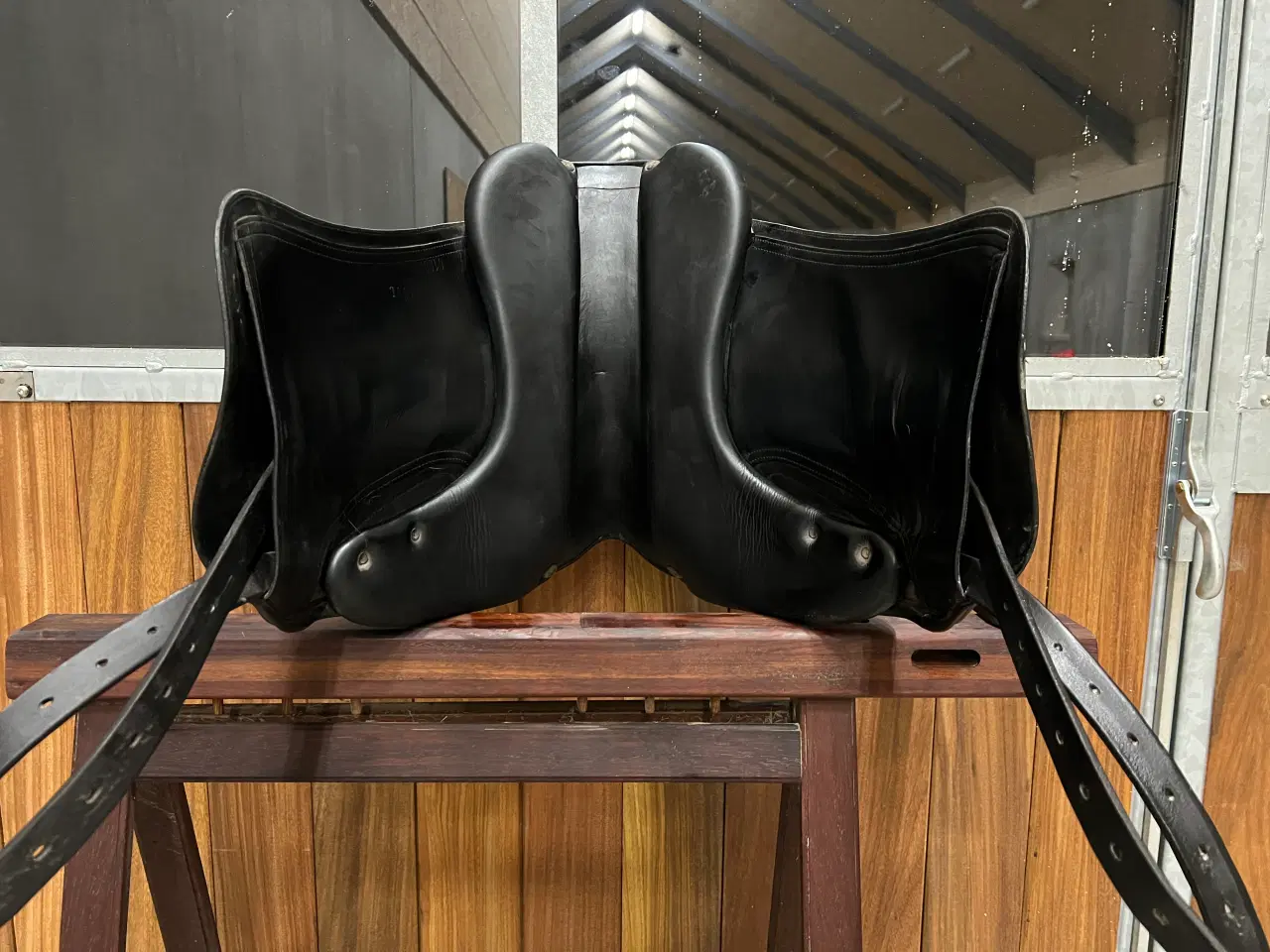 Billede 7 - *****Meget velholdt Draupnir sadel, 17 tommer*****