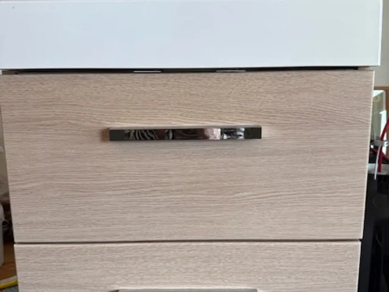 Billede 7 - Badmøbel med vask, Grohe armatur og 2 skuffer