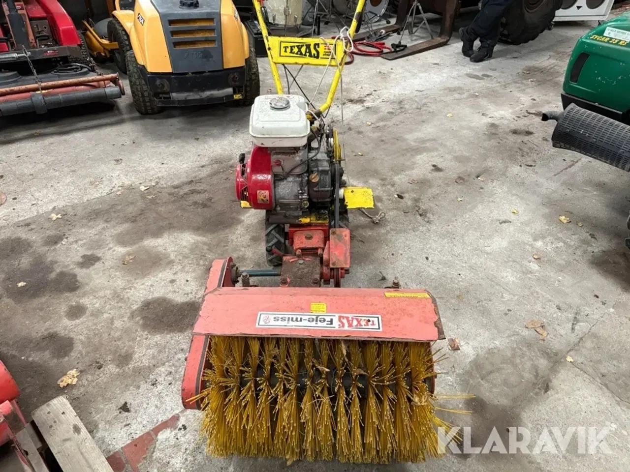 Billede 3 - Fræsemaskine med kost og sneslynge Texas