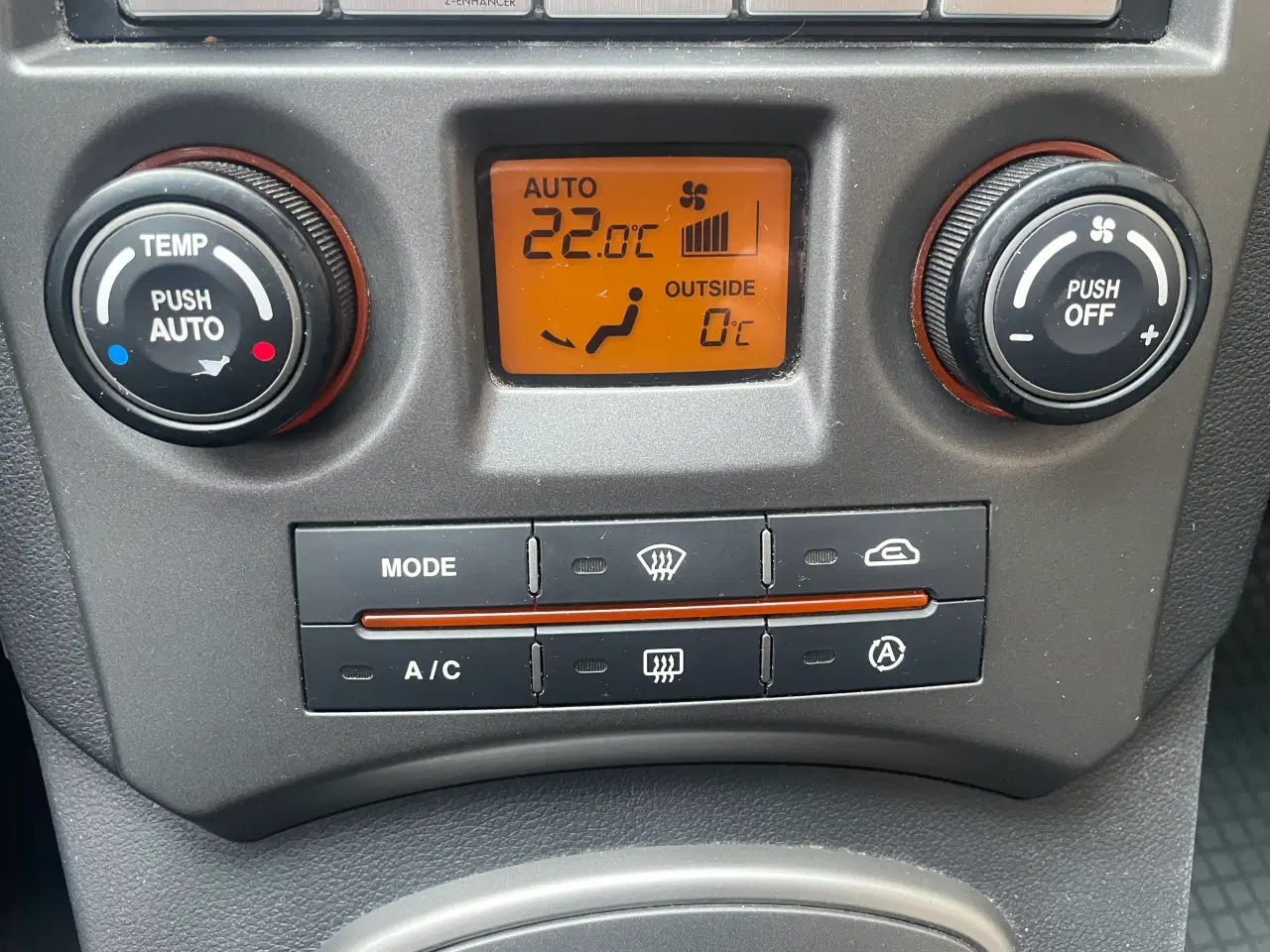 Billede 9 - 2009 Kia Carens 7 personers benzin Automatgear