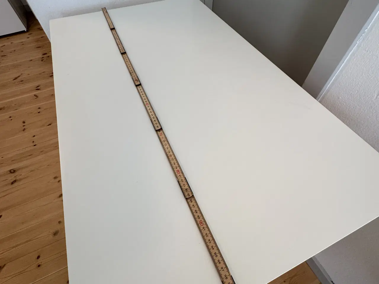 Billede 3 - IKEA Skrivebord sælges