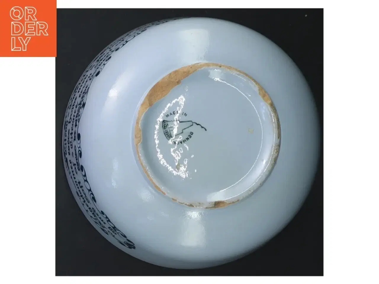 Billede 3 - Porcelænsskål fra Knabstrup med opskrift fra Oldemors kogebog (str. Ø 17 cm højde 10,5 cm)