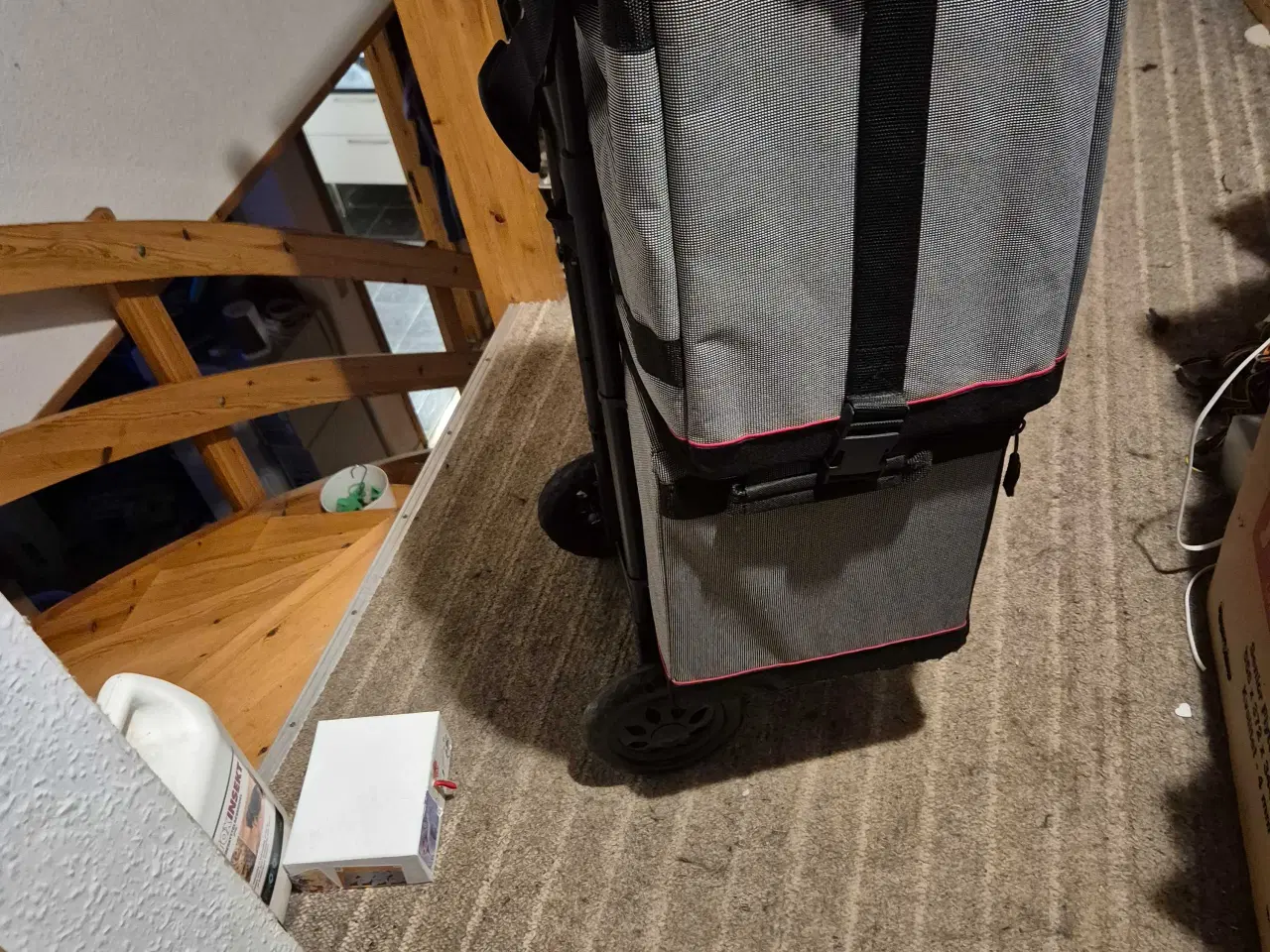 Billede 3 - Taske til hobby med hjul 