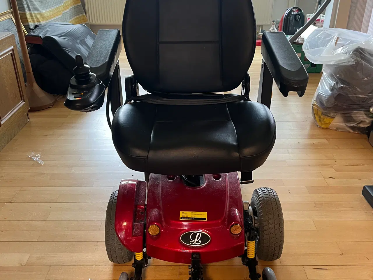 Billede 6 - Luksus el-kørestol Lindebjerg ES 400