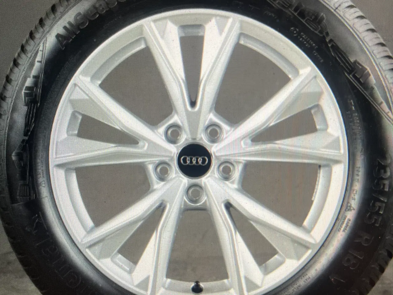 Billede 1 - Audi Q3 sommerhjul. Bridgestone. 18".