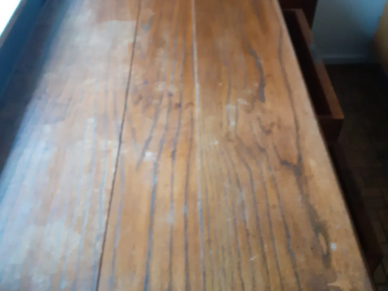 Billede 3 - Gammelt skrivebord. 