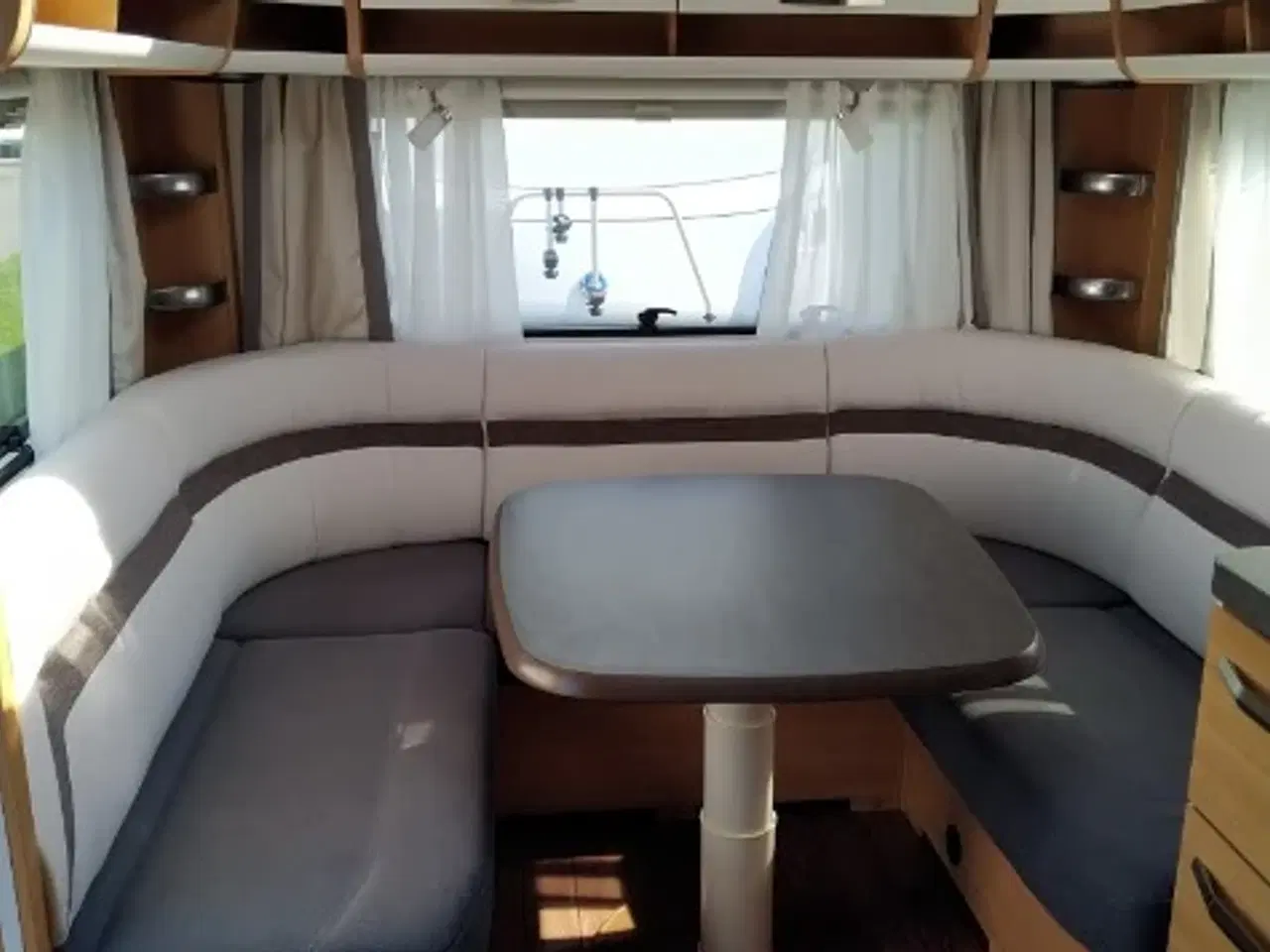 Billede 2 -  Knaus Campingvogn