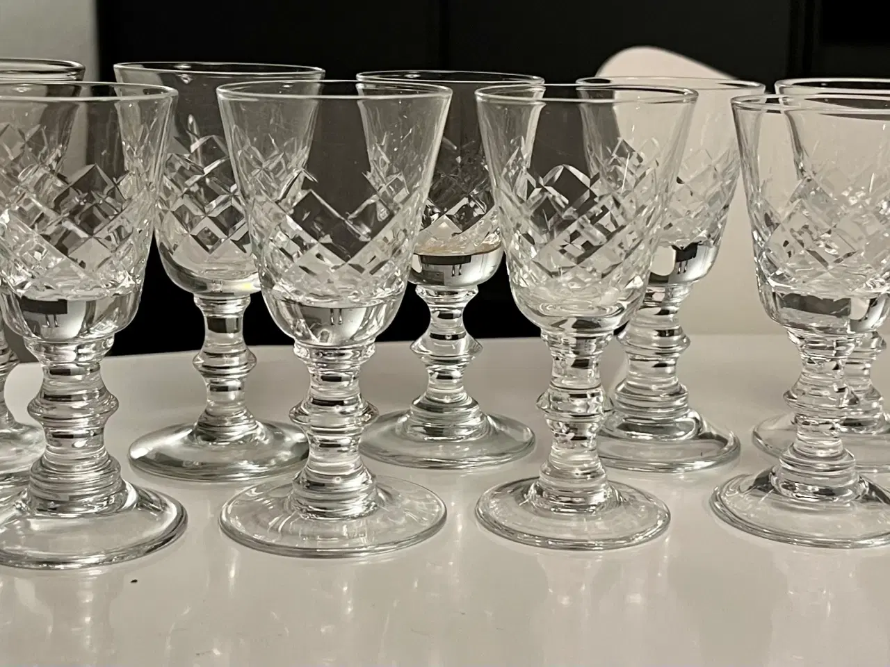 Billede 3 - LYNGBY EATON - portvin - snaps - likør - 121+12+12