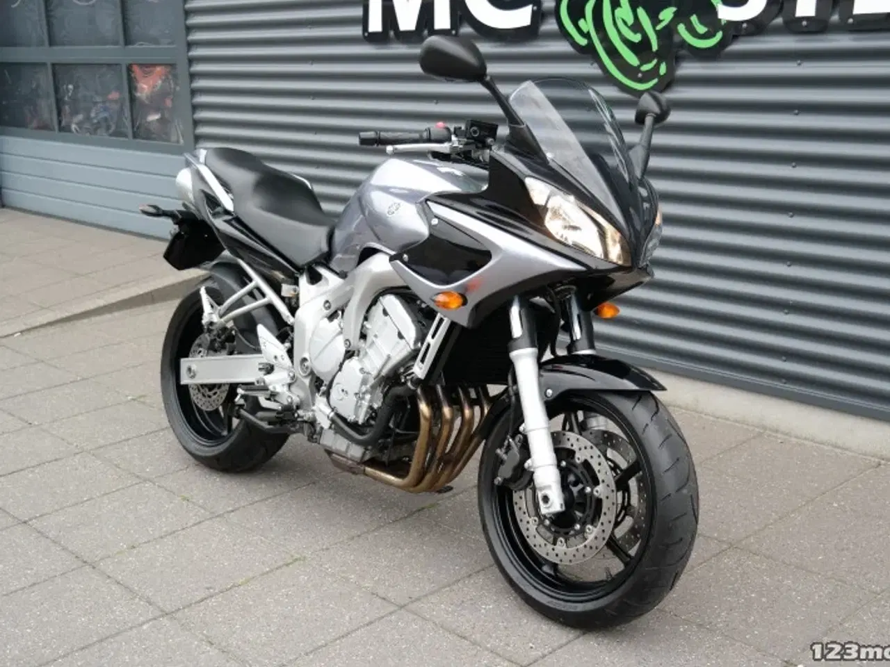 Billede 2 - Yamaha FZ6 S MC-SYD       BYTTER GERNE