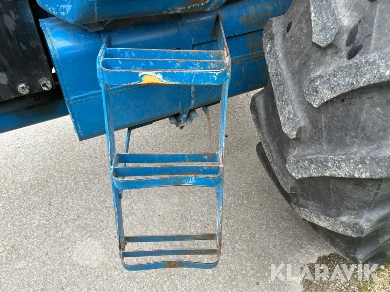 Billede 12 - Traktor Ford 8210 Turbo med front løfter og A-ramme