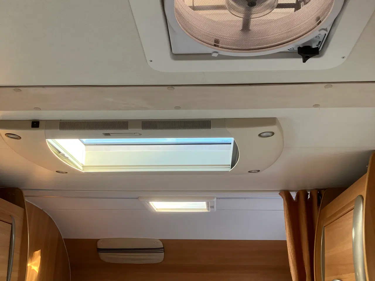 Billede 13 - Autocamper sælges, 6 selepladser