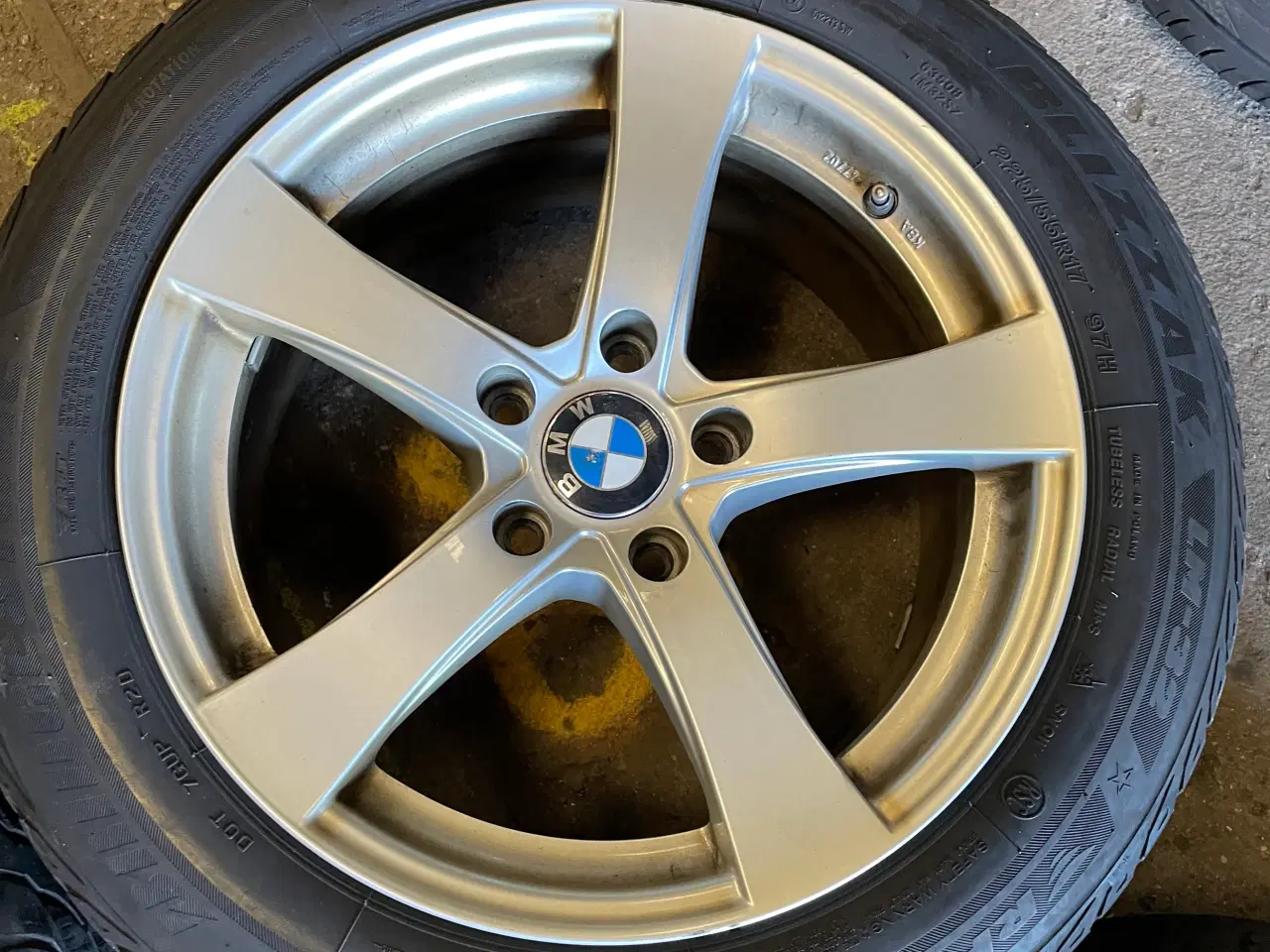 Billede 4 - 17 Bmw 5 serie 225/55/17 Ref.M4 vinter