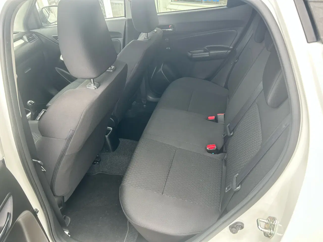 Billede 8 - Suzuki Swift 1,2 Dualjet Action AEB 90HK 5d