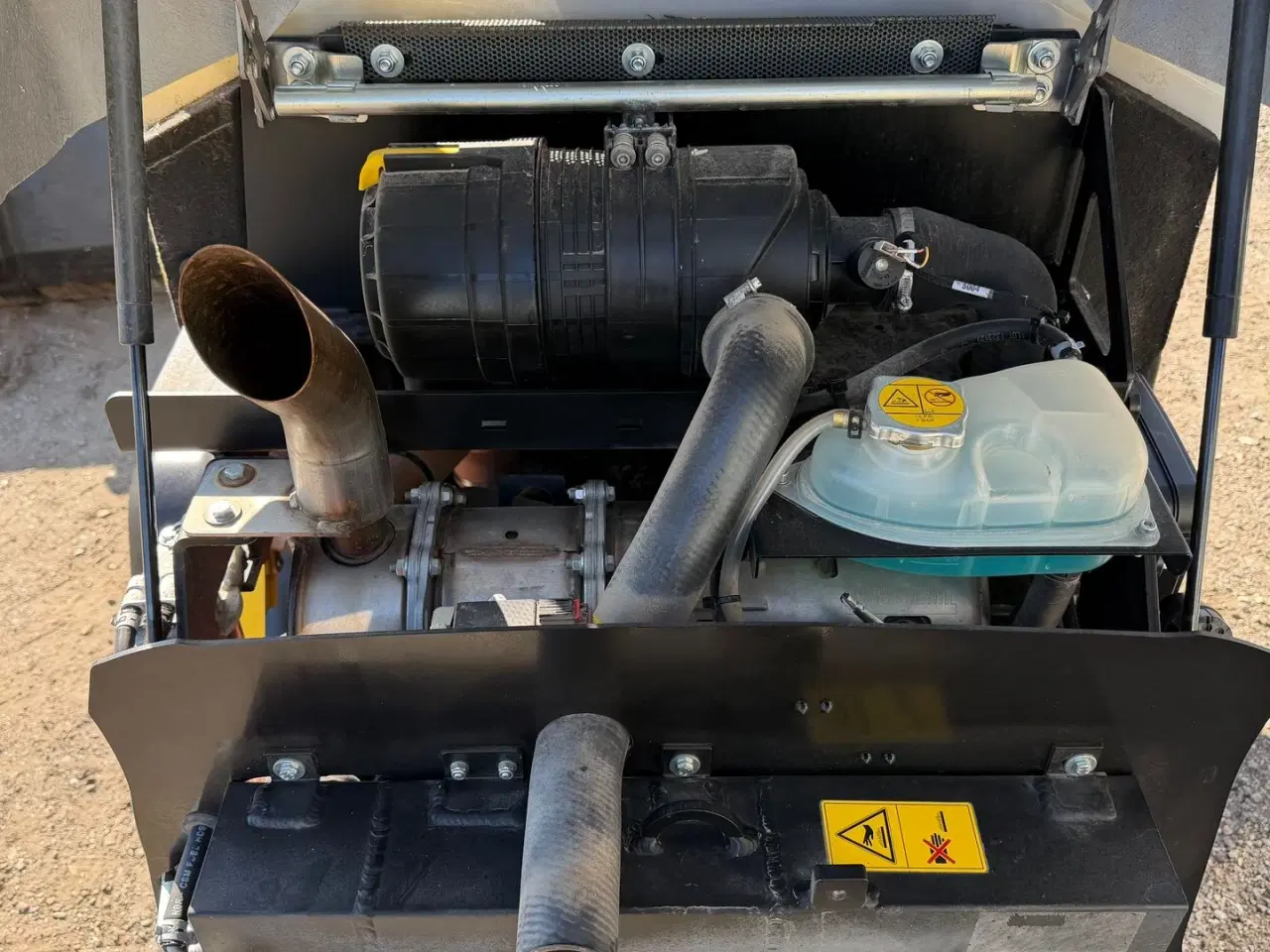 Billede 8 - Weidemann 1390 Kun 300 timer, 45 HK Yanmar motor