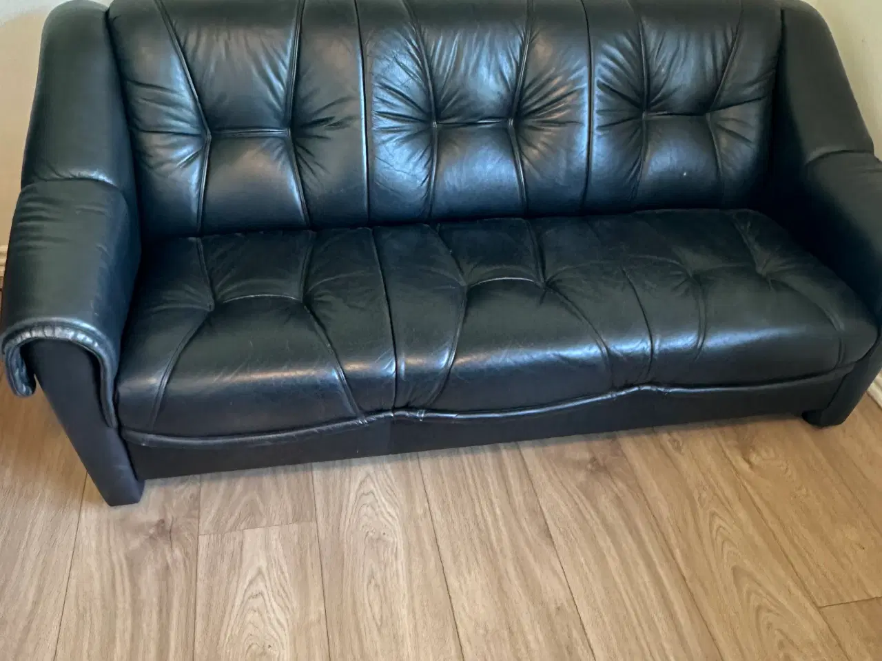 Billede 1 - 3 personers lædersofa 