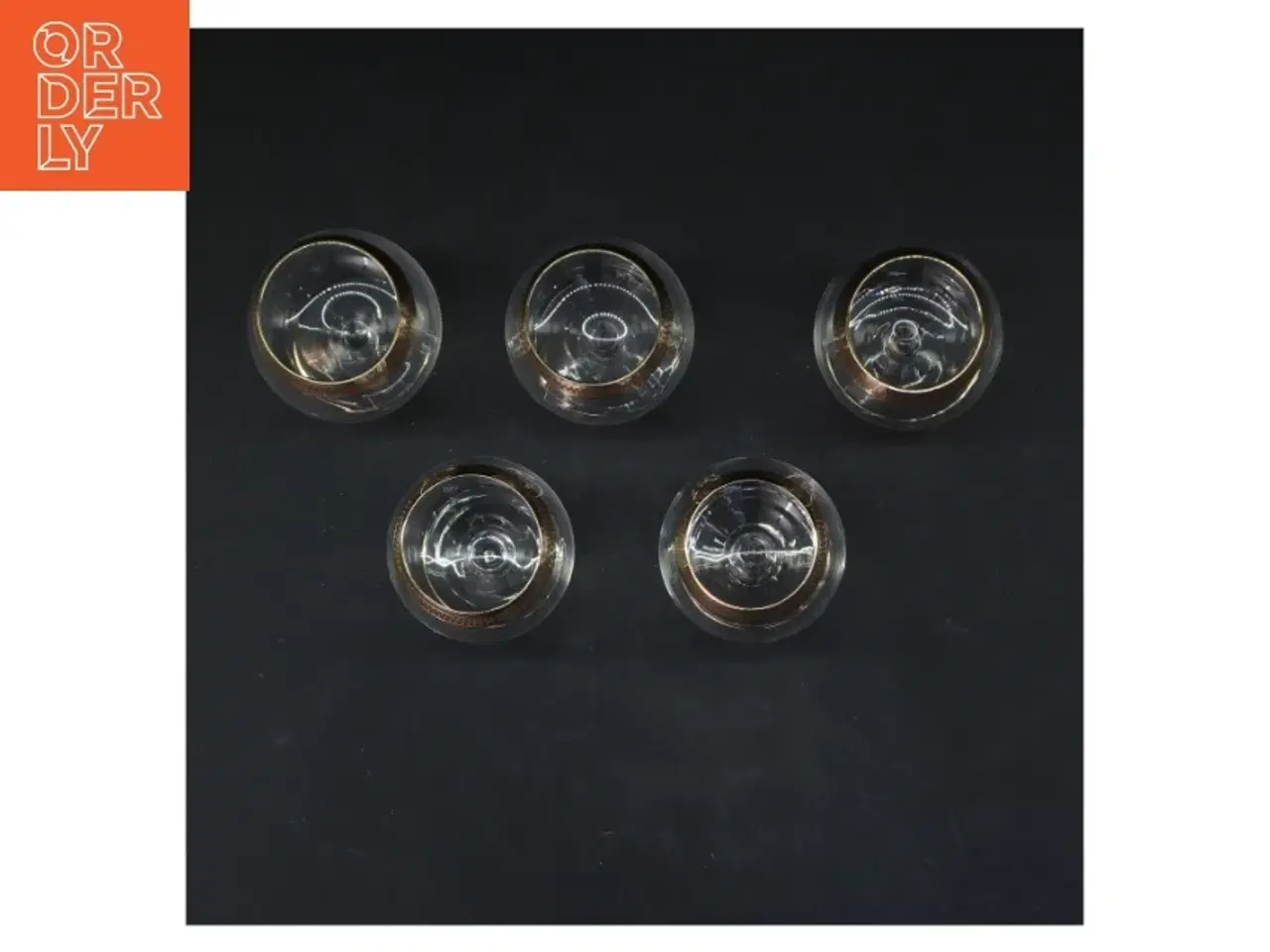 Billede 2 - Små glas med guldkant (str. 5 styk. ø. 4,5 cm. længde. 8,5 cm)