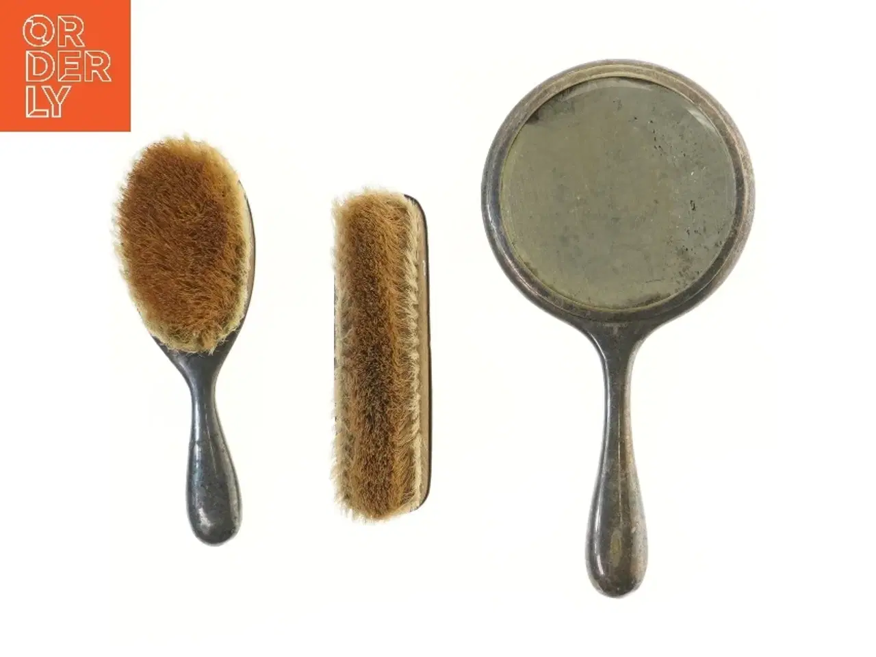 Billede 2 - Gammel håndspejl og børstesæt (str. 17-29 cm)