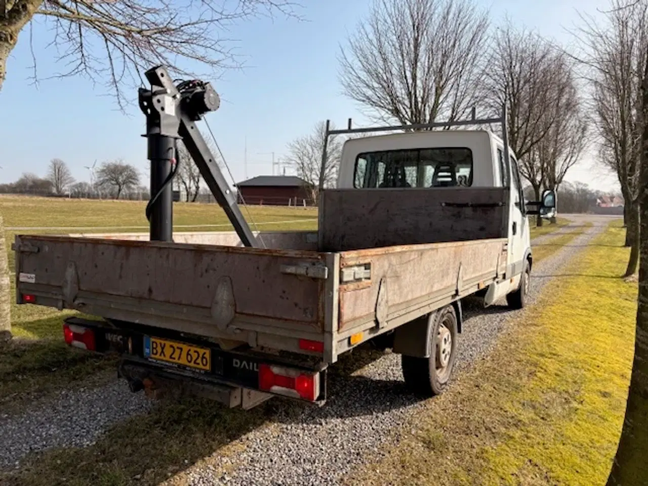 Billede 3 - Iveco Daily 2,3 35S15  4d med Kran Nysynet