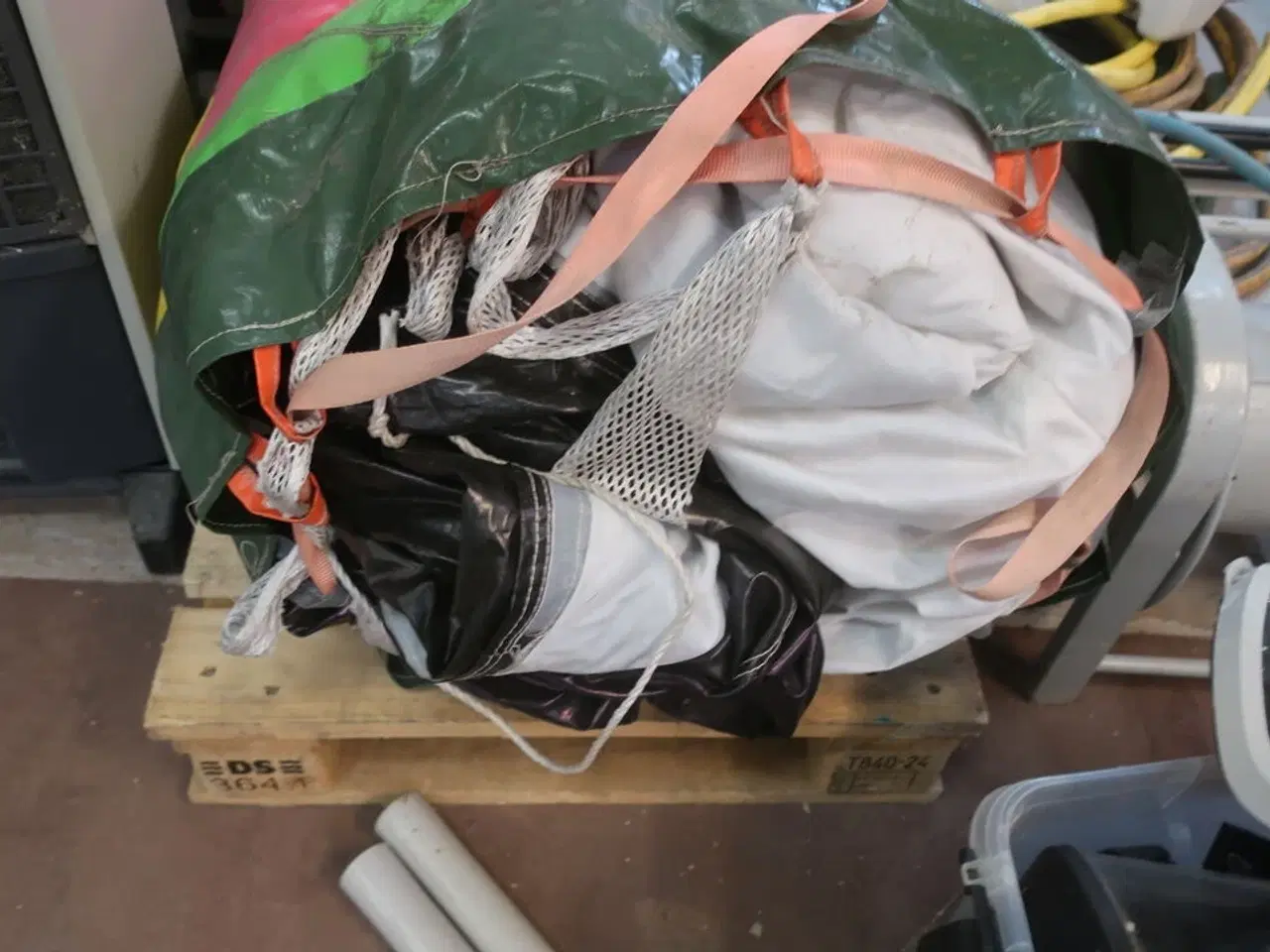 Billede 1 - Støvkabine/væg