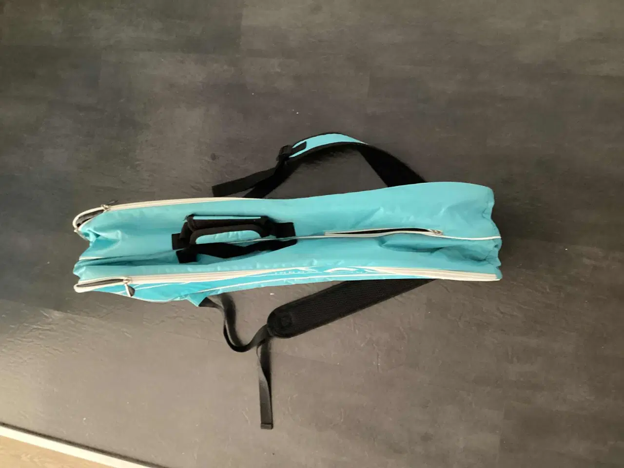 Billede 2 - Fin FORZA badmintontaske m. Skulderstropper