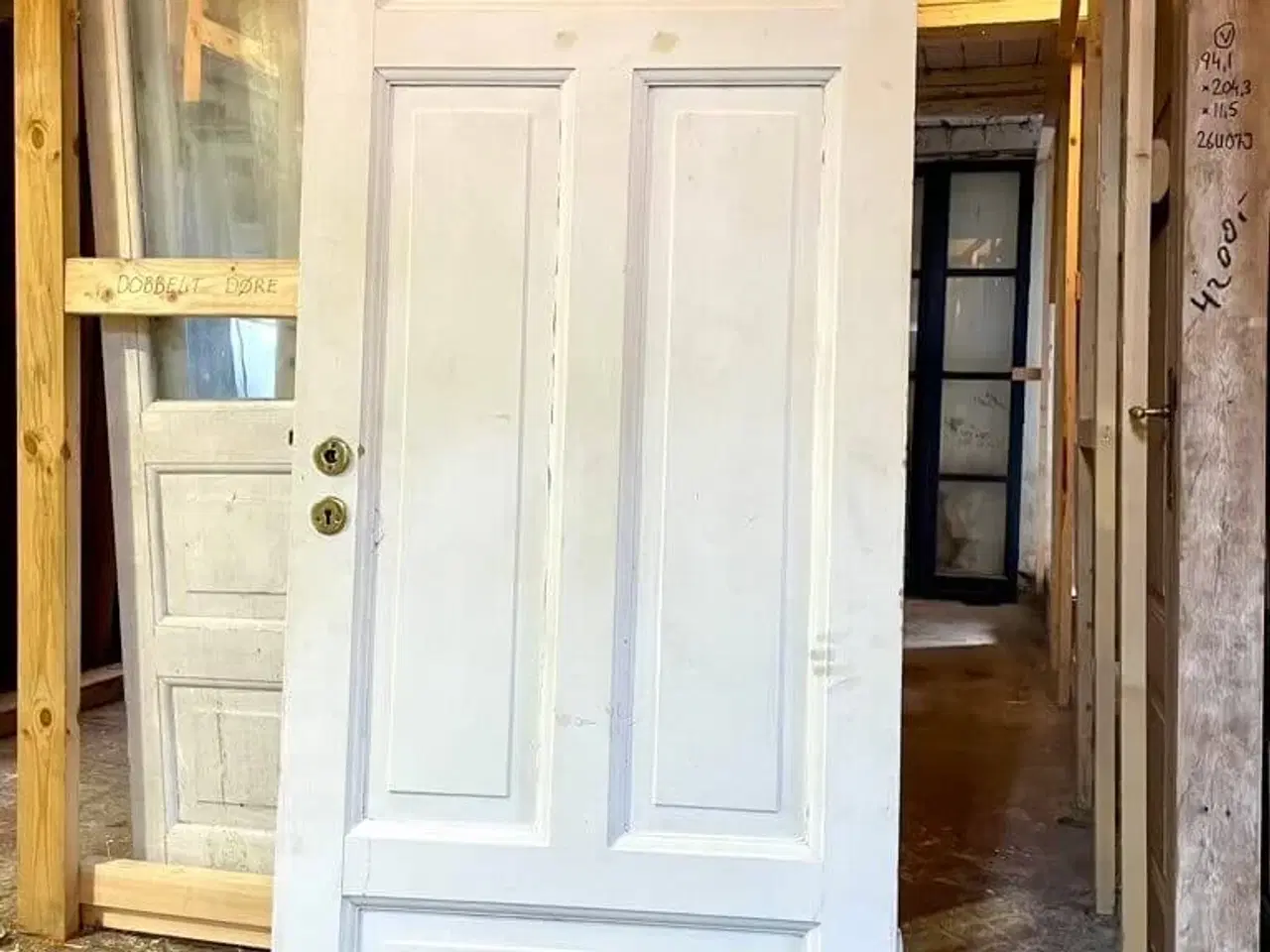 Billede 2 - Original fyldningsdør m. fire felter, u. karm