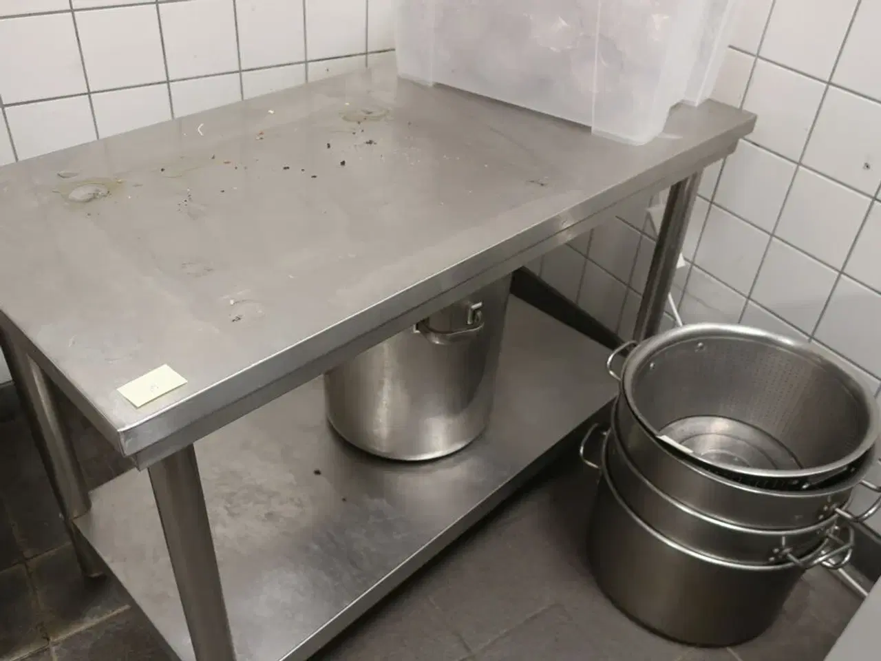 Billede 1 - Stålbord og gryder