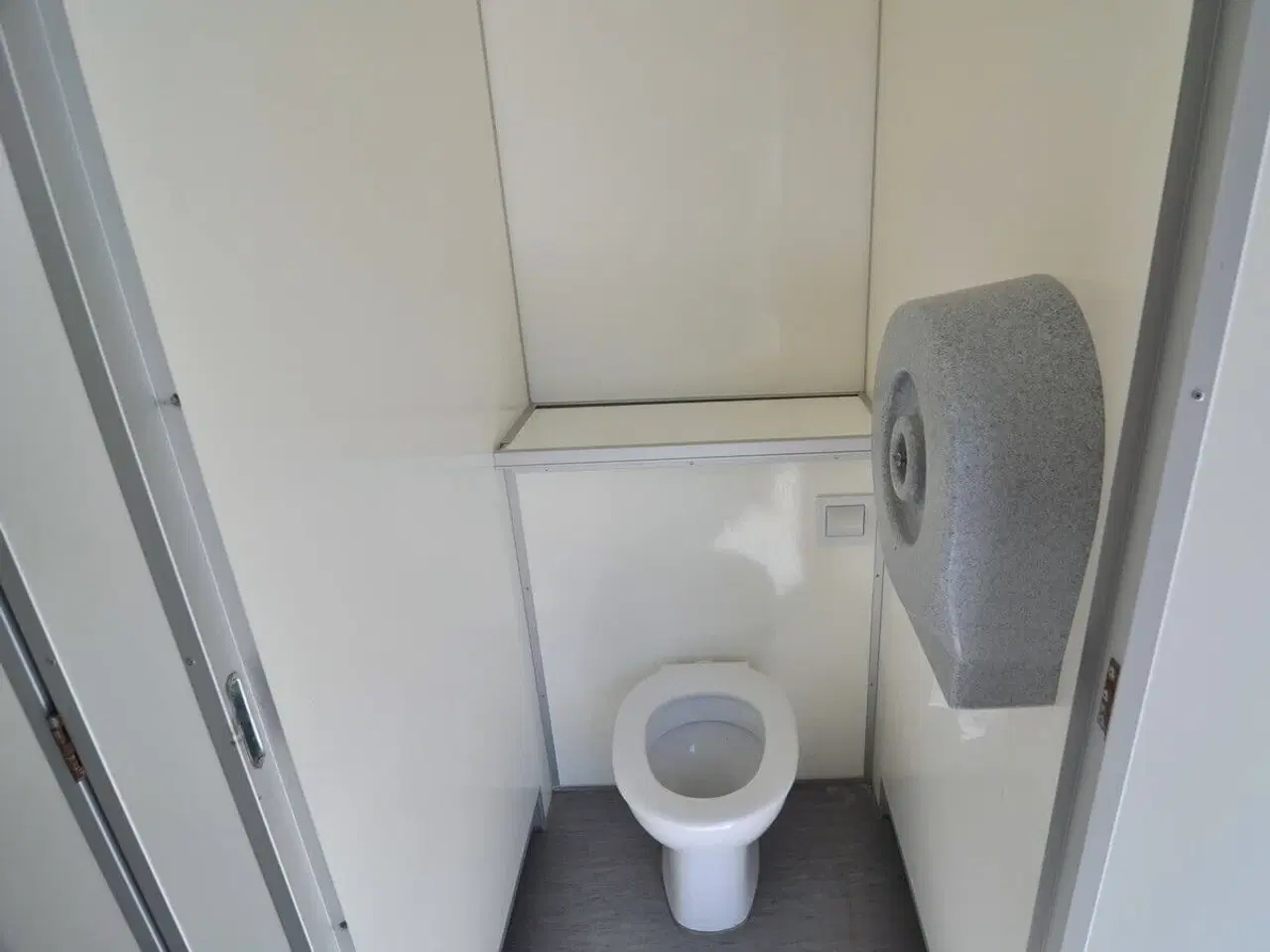 Billede 8 - Toiletvogn 730: Herre-dame