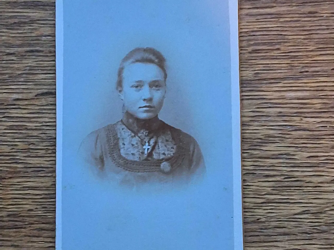 Billede 3 - 4 stk. Antik fotos på karton. 6,5x10cm. 